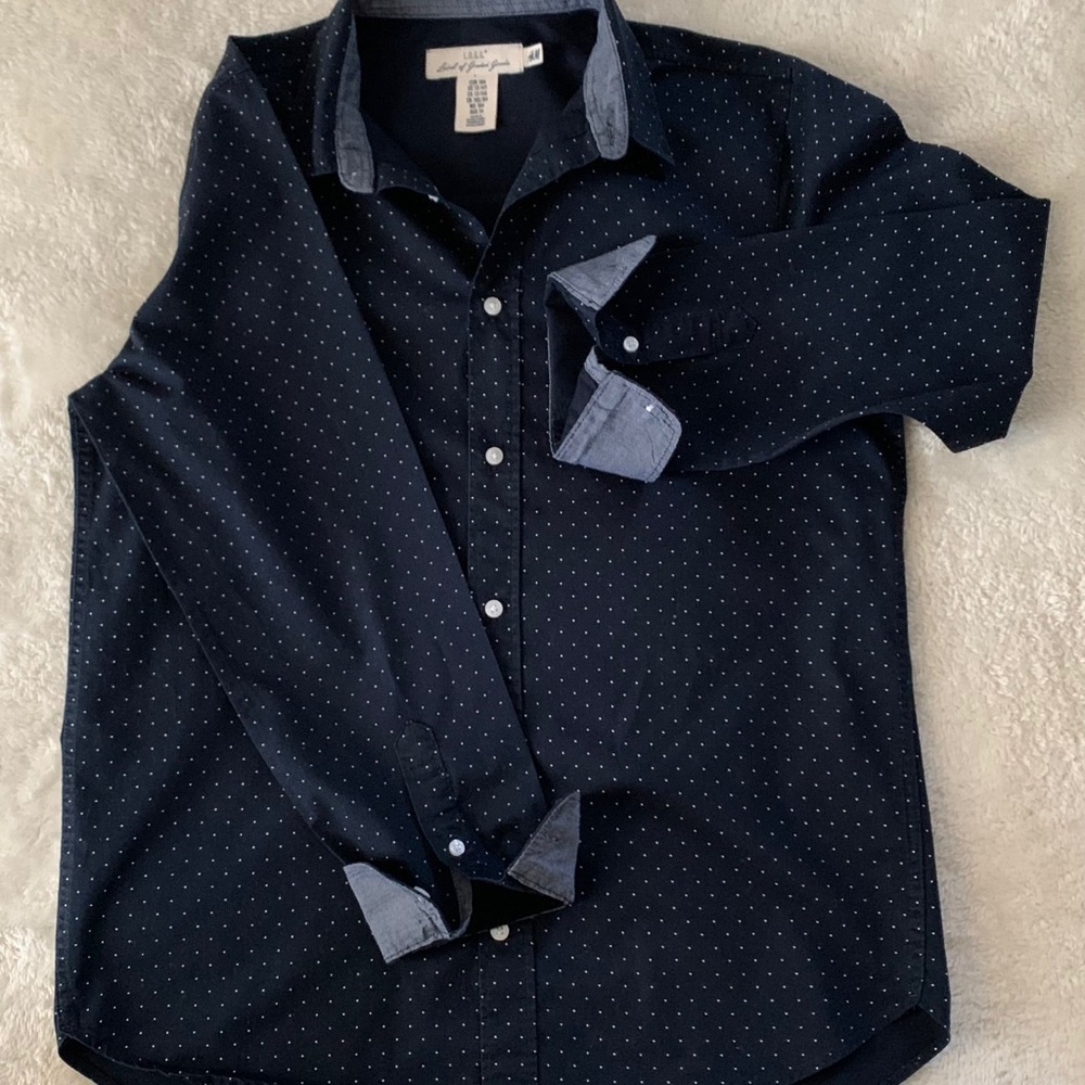H&M Label of Graded Goods Navy Bottoem down shirt